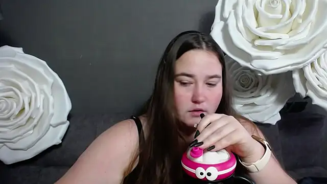 Snapshot of XX_Daniella_XX chatting on 09.24.25 XX Daniella XX online show from 09.24.25