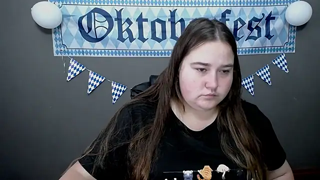 Snapshot of XX_Daniella_XX chatting on 09.29.25 XX Daniella XX online show from 09.29.25