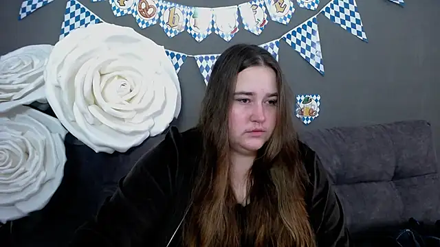 Snapshot of XX_Daniella_XX chatting on 10.03.25 XX Daniella XX online show from 10.03.25