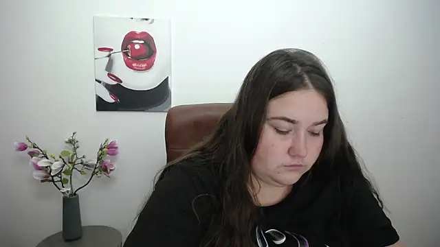 Snapshot of XX_Daniella_XX chatting on 10.12.25 XX Daniella XX online show from 10.12.25