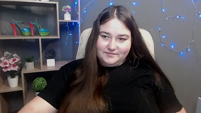 Snapshot of XX_Daniella_XX chatting on 11.13.25 XX Daniella XX online show from 11.13.25