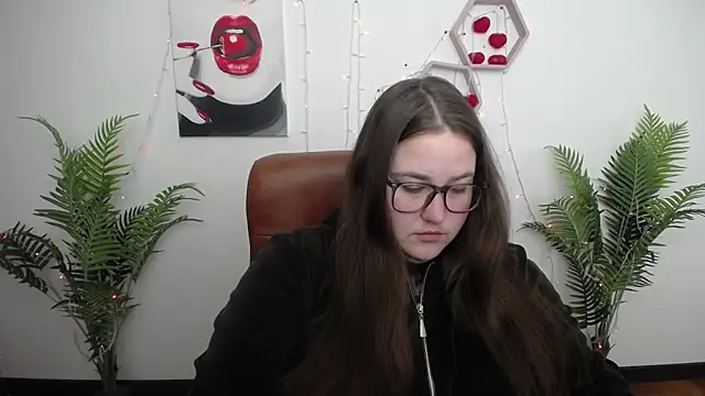 Snapshot of XX_Daniella_XX chatting on 04.24.26 XX Daniella XX online show from 04.24.26