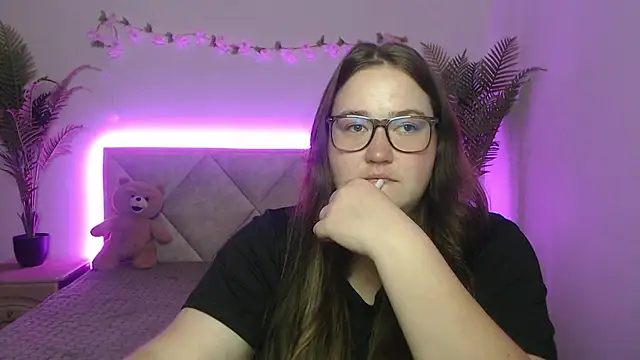 Snapshot of XX_Daniella_XX chatting on 07.19.26 XX Daniella XX online show from 07.19.26