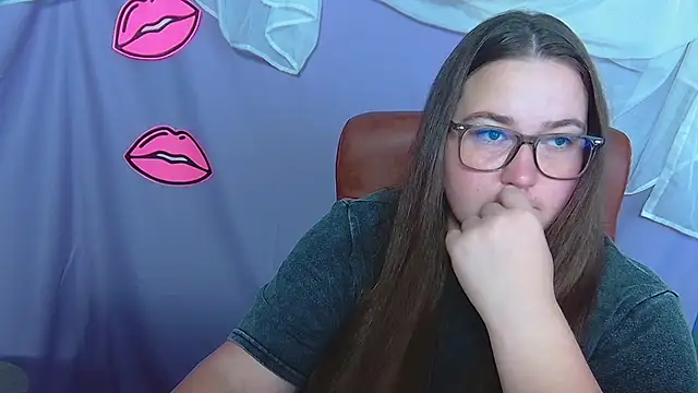 Snapshot of XX_Daniella_XX chatting on 07.27.26 XX Daniella XX online show from 07.27.26