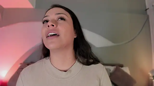 Nicolle W online show from 04.16.26