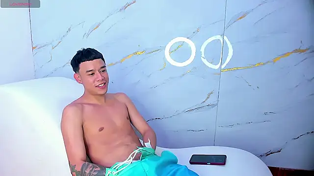 SecretsParty online show from 11.01.25