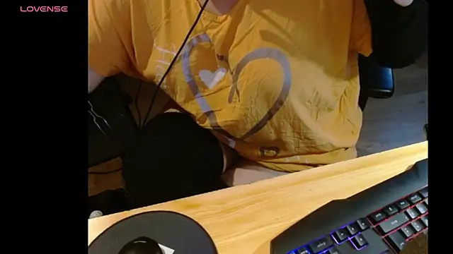 elisacoquineoff online show from 05.24.26