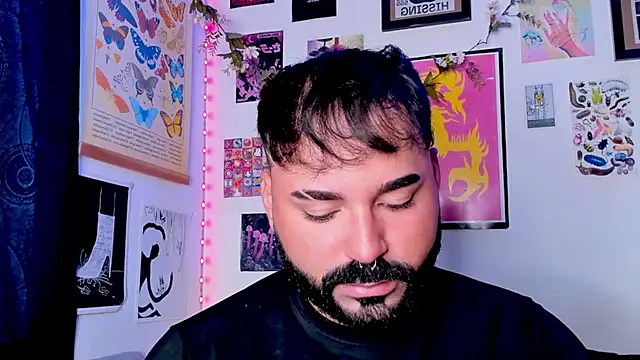 Snapshot of johnnyalx chatting on 04.17.26 johnnyalx online show from 04.17.26