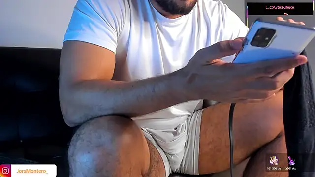 Snapshot of JorsMontero chatting on 04.16.26 JorsMontero online show from 04.16.26