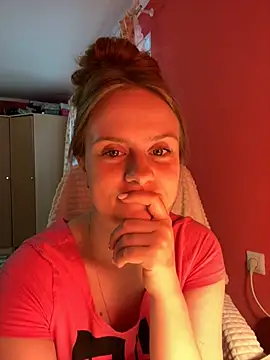 SophiaSweet  online show from 03.15.26