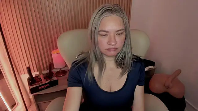 MarianL0ve online show from 03.20.25