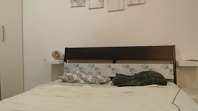 Snapshot of BlakeGumball chatting on 01.06.25 BlakeGumball online show from 01.06.25