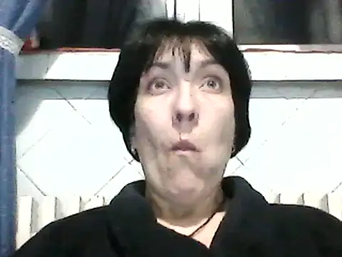 SunnyAmorre online show from 03.05.25