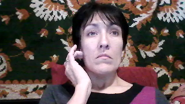 SunnyAmorre online show from 10.18.25