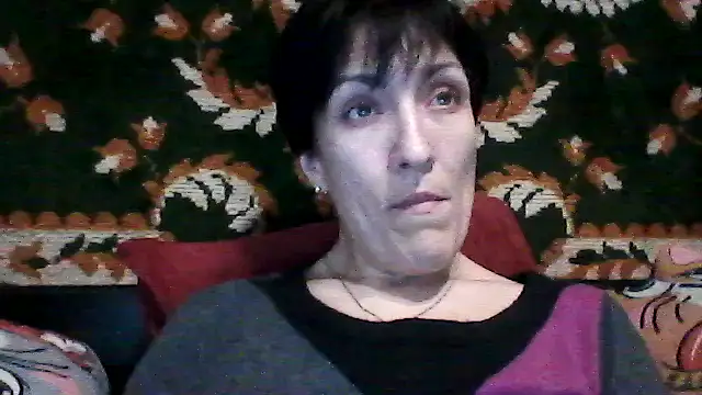 SunnyAmorre online show from 11.12.25