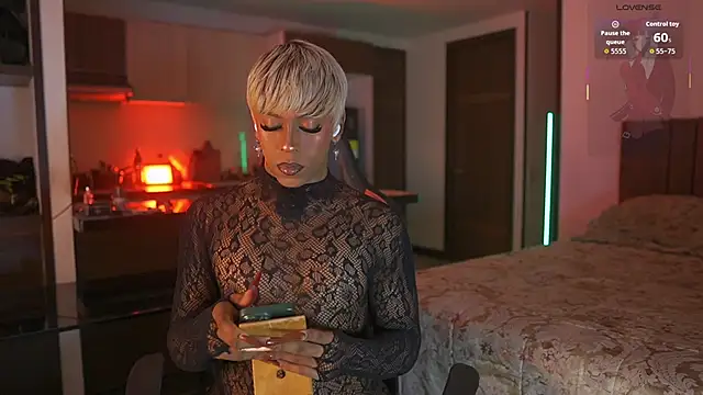 AmberRaus online show from 11.01.25