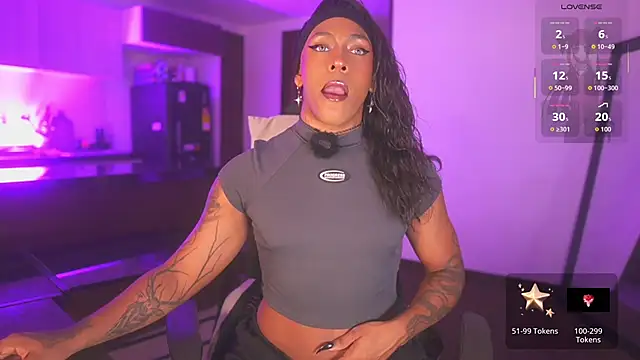 AmberRaus online show from 02.12.26