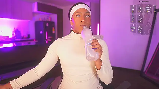 AmberRaus online show from 02.22.26