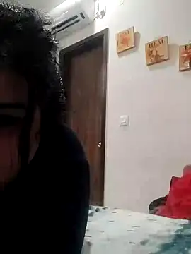 Snapshot of Srishtijain51 chatting on 01.05.25 Srishtijain51 online show from 01.05.25