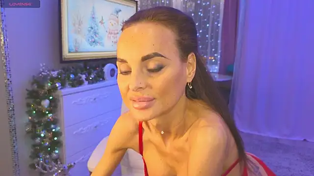 Snapshot of AlettaBlack chatting on 12.25.24 AlettaBlack online show from 12.25.24