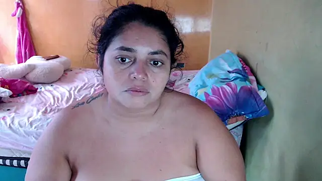 Snapshot of yulieth_bbw chatting on 03.19.26 yulieth bbw online show from 03.19.26