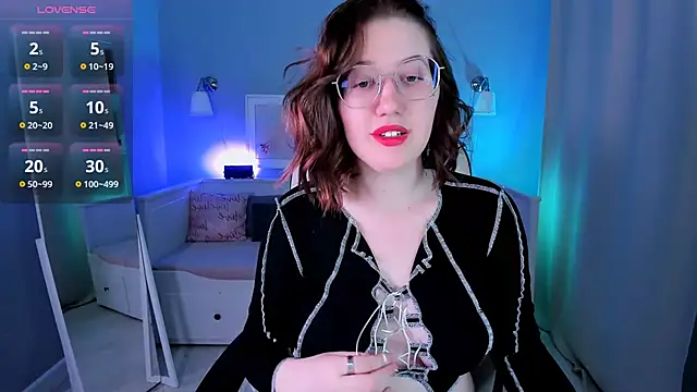 Charmy Gracy online show from 11.13.25