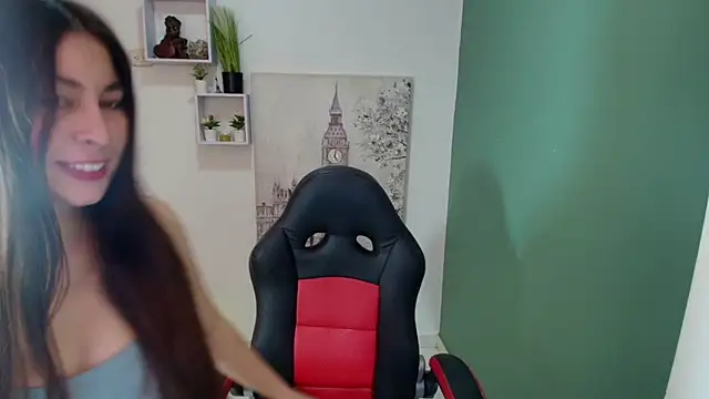 Snapshot of bella_99_ chatting on 11.06.25 bella 99 online show from 11.06.25