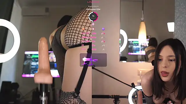 Snapshot of Sweet_Mistie chatting on 05.27.26 Sweet Mistie online show from 05.27.26