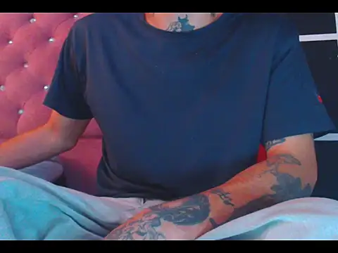 Christian Stiven1 online show from 11.05.25