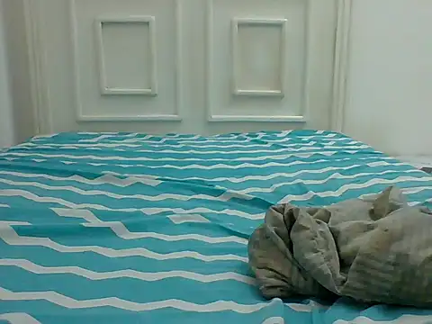 Snapshot of sweetshilahh chatting on 04.28.26 sweetshilahh online show from 04.28.26