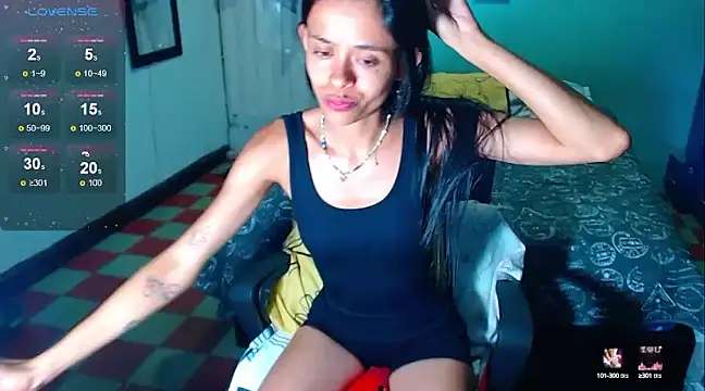 Snapshot of Mia_sexy18_ chatting on 03.16.25 Mia sexy18  online show from 03.16.25