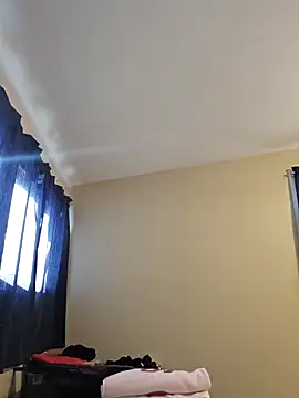 AmethystFoxx online show from 02.20.25