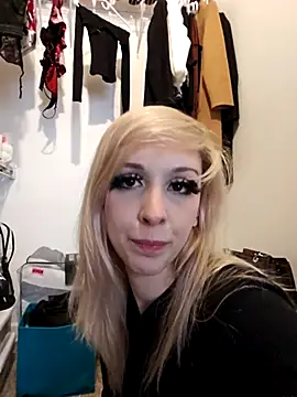 Snapshot of AmethystFoxx chatting on 01.13.26 AmethystFoxx online show from 01.13.26