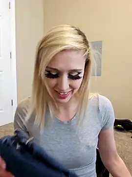 Snapshot of AmethystFoxx chatting on 02.02.26 AmethystFoxx online show from 02.02.26