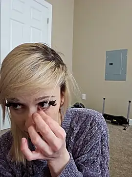 Snapshot of AmethystFoxx chatting on 02.11.26 AmethystFoxx online show from 02.11.26