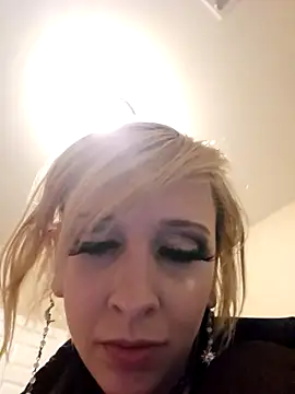 AmethystFoxx online show from 03.30.26