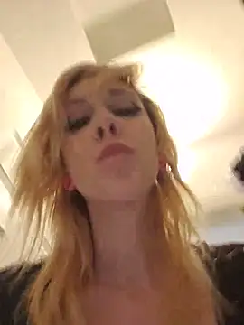 AmethystFoxx online show from 06.01.26