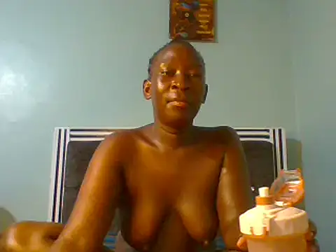 Snapshot of blackcuteebony chatting on 02.16.25 blackcuteebony online show from 02.16.25