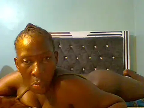 Snapshot of blackcuteebony chatting on 02.16.25 blackcuteebony online show from 02.16.25