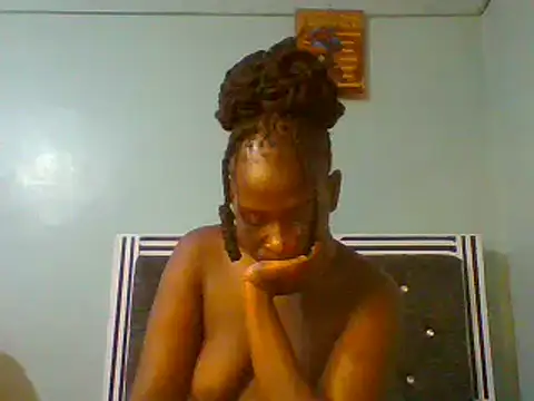 Snapshot of blackcuteebony chatting on 02.26.25 blackcuteebony online show from 02.26.25