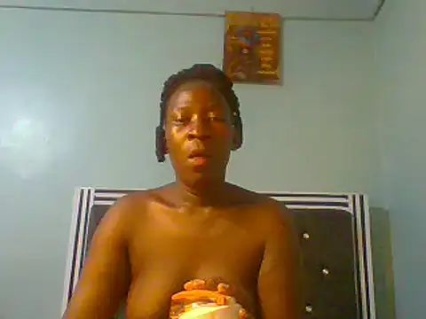 Snapshot of blackcuteebony chatting on 02.28.25 blackcuteebony online show from 02.28.25