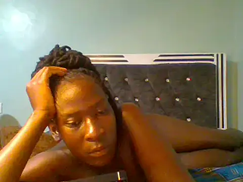 Snapshot of blackcuteebony chatting on 03.15.25 blackcuteebony online show from 03.15.25