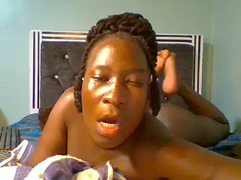 Snapshot of blackcuteebony chatting on 03.16.25 blackcuteebony online show from 03.16.25