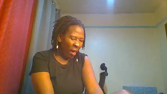 Snapshot of blackcuteebony chatting on 05.12.26 blackcuteebony online show from 05.12.26