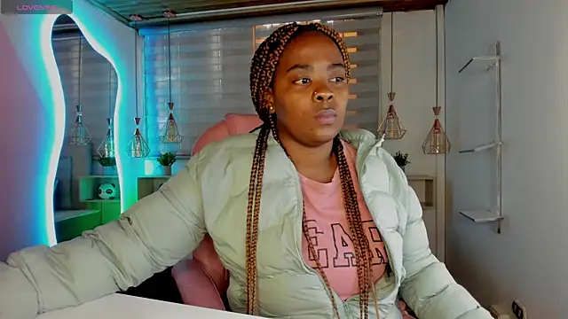 Snapshot of aleja17_xxx chatting on 09.19.25 aleja17 xxx online show from 09.19.25