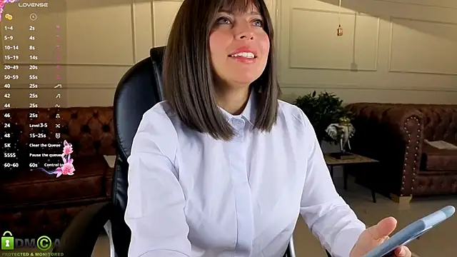 Snapshot of ROSE__15 chatting on 05.18.26 ROSE 15 online show from 05.18.26