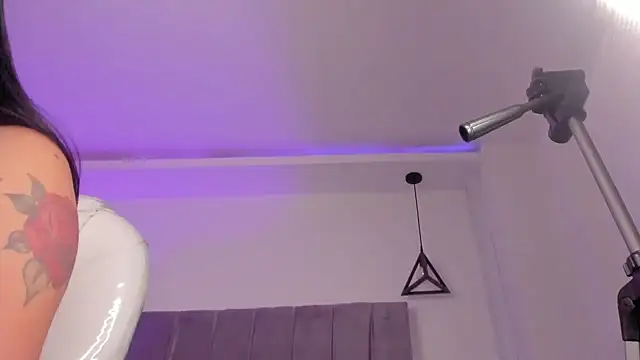 sofiaa riot online show from 12.27.24