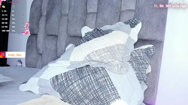 emily fox1 online show from 04.07.26