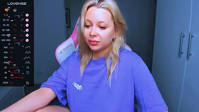 MonaLauu online show from 12.22.24