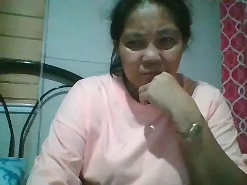 Snapshot of pinay_wild_mature chatting on 09.10.25 pinay wild mature online show from 09.10.25